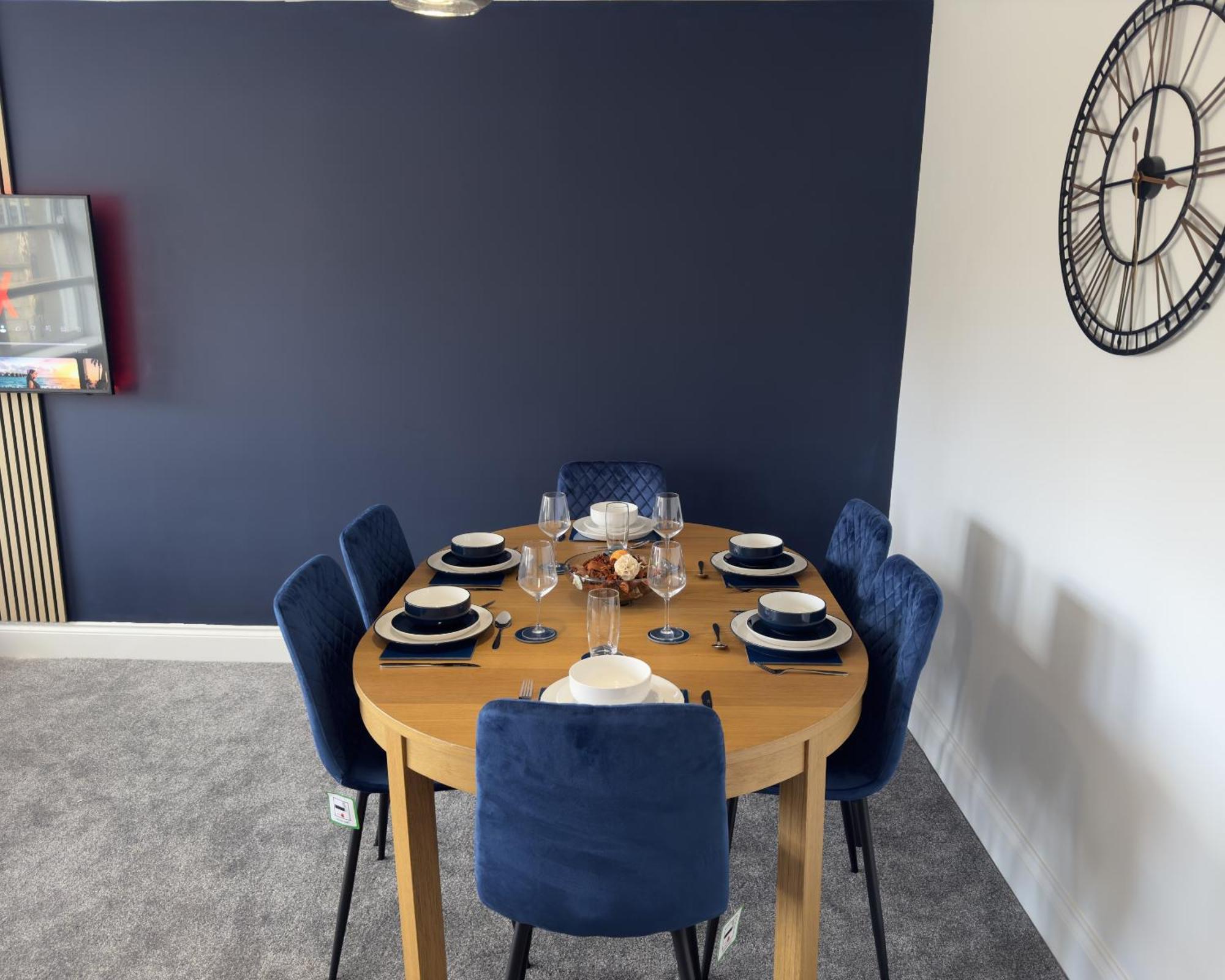 The Crown View - Luxury Apartment - Free Parking Nearby ハロゲート エクステリア 写真